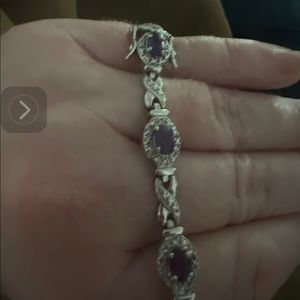 Silver bracelet with amethyst stones